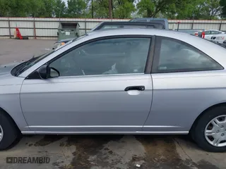 2001 Honda Civic LX with VIN 1HGEM22511L104898, listed as a IAAI auction lot 41855518 with 255,538 mi miles. Bid and sale history available at carsss.com. Image 15.