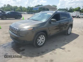2015 Jeep Cherokee Latitude z VIN 1C4PJMCB1FW715178, wystawiony jako Copart lot #58438235 z przebiegiem 195 172 mil mil oraz Czysty tytuł • Clean title. Historia ofert i sprzedaży dostępna na DreamBid. Obrazek 1.
