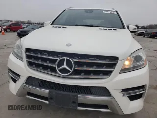 2014 Mercedes-Benz M 550 with VIN 4JGDA7DB0EA321505, listed as a Copart auction lot 44470415 with 189,817 mi miles and Clean Title. Bid and sale history available at carsss.com. Image 5.
