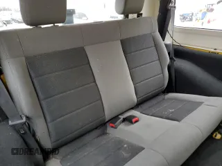 2008 Jeep Wrangler X z VIN 1J4FZ24118L511476, wystawiony jako Copart lot #85471624 z przebiegiem 189 917 mil mil oraz Nie do naprawy • Non repairable. Historia ofert i sprzedaży dostępna na DreamBid. Obrazek 11.