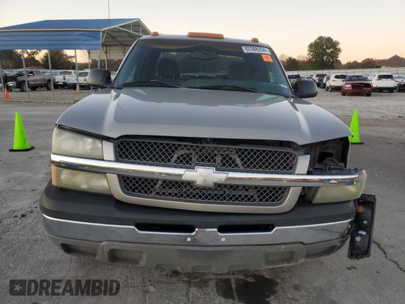 2003 Chevrolet Silverado 1500HD LS z VIN 1GCGC13U83F226492, wystawiony jako Copart lot #82388294 z przebiegiem 172 310 mil mil oraz Szkoda całkowita • Salvage title. Historia ofert i sprzedaży dostępna na DreamBid. Obrazek 5.
