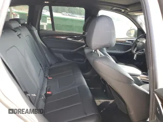 2019 BMW X3 sDrive30i z VIN 5UXTR7C53KLF25057, wystawiony jako Copart lot #59088305 z przebiegiem 148 641 mil mil oraz Szkoda całkowita • Salvage title. Historia ofert i sprzedaży dostępna na DreamBid. Obrazek 10.