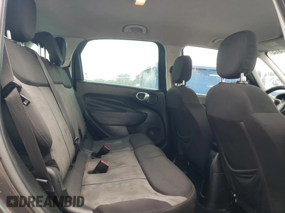 2015 FIAT 500L Urbana Trekking z VIN ZFBCFADH0FZ032147, wystawiony jako Copart lot #45200315 z przebiegiem 103 598 mil mil oraz Szkoda całkowita • Salvage title. Historia ofert i sprzedaży dostępna na DreamBid. Obrazek 10.