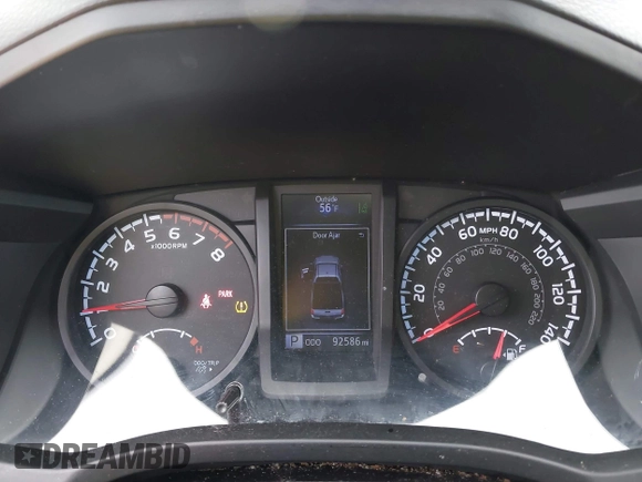 2018 Toyota Tacoma SR z VIN 5TFSX5EN0JX062612, wystawiony jako IAAI lot #41993211 z przebiegiem 92 586 mil mil oraz . Historia ofert i sprzedaży dostępna na DreamBid. Obrazek 7.