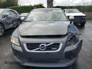 2010 Volvo S40 R-Design with VIN YV1672MH7A2513697, listed as a Copart auction lot 51437655 with 0 mi miles and Salvage Title. Bid and sale history available at carsss.com. Image 5.