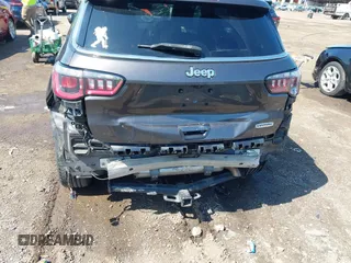 2018 Jeep Compass Latitude with VIN 3C4NJCBB1JT204782, listed as a IAAI auction lot 42539508 with 127,770 mi miles and . Bid and sale history available at DreamBid. Image 6.