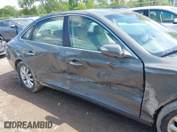 2008 Hyundai Azera Limited with VIN KMHFC46FX8A263425, listed as a IAAI auction lot 42254129 with 58,480 mi miles and . Bid and sale history available at DreamBid. Image 13.