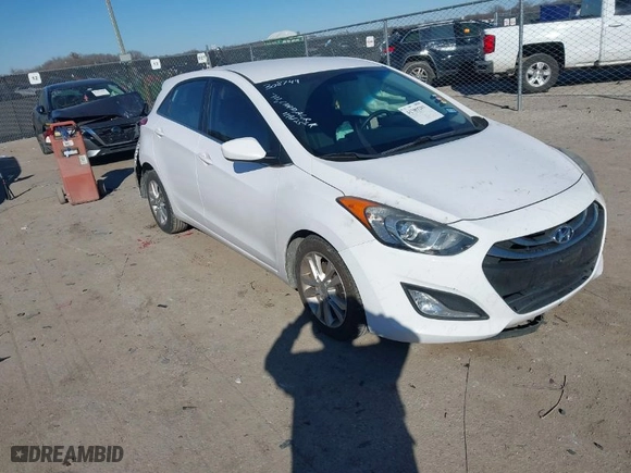 2015 Hyundai Elantra GT with VIN KMHD35LH7FU249030, listed as a IAAI auction lot 41389201 with NaN miles. Bid and sale history available at carsss.com. Image 1.