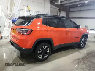 2017 Jeep Compass Trailhawk z VIN 3C4NJDDB4HT640927, wystawiony jako Copart lot #58468415 z przebiegiem 112 583 mil mil oraz Szkoda całkowita • Salvage title. Historia ofert i sprzedaży dostępna na DreamBid. Obrazek 3.