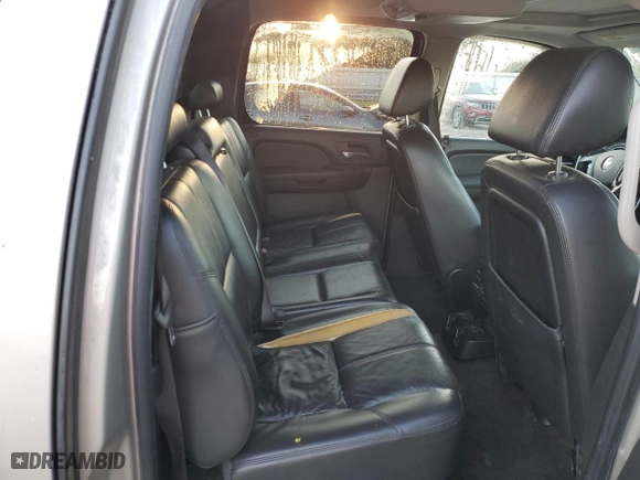 2009 Chevrolet Avalanche LT w/2LT with VIN 3GNEC22089G193195, listed as a Copart auction lot 49380235 with 124,998 mi miles and Salvage Title. Bid and sale history available at carsss.com. Image 10.