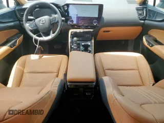 2024 Lexus NX 350 Premium z VIN 2T2GGCEZ0RC041388, wystawiony jako Copart lot #60419115 z przebiegiem 6 699 mil mil oraz Szkoda całkowita • Salvage title. Historia ofert i sprzedaży dostępna na DreamBid. Obrazek 8.