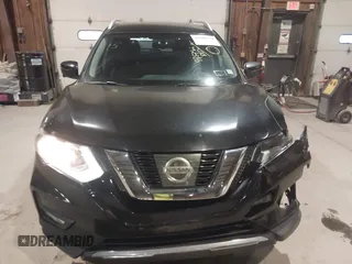 2017 Nissan Rogue SV with VIN KNMAT2MT5HP574527, listed as a IAAI auction lot 41050779 with 97,524 mi miles. Bid and sale history available at carsss.com. Image 12.