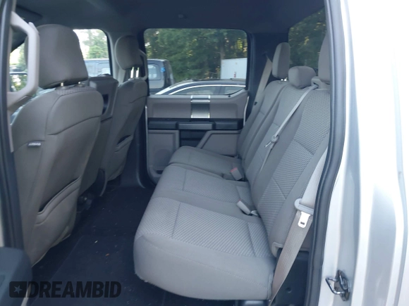 2018 Ford F-150 XL z VIN 1FTEW1EP3JFB34130, wystawiony jako IAAI lot #42539984 z przebiegiem 95 077 mil mil oraz . Historia ofert i sprzedaży dostępna na DreamBid. Obrazek 8.