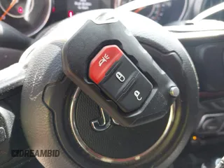 2020 Jeep Wrangler Unlimited Sport Altitude с VIN 1C4HJXDN8LW127059, выставлен на аукционе IAAI как лот 41821194 с пробегом 152 744 миль миль и . История ставок и продаж доступна на DreamBid. Изображение 11.