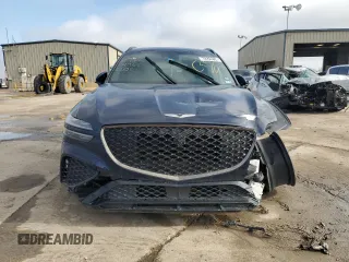 2022 Genesis GV70 Sport with VIN KMUMCDTCXNU044624, listed as a Copart auction lot 82372214 with 25,870 mi miles and Clean title. Bid and sale history available at DreamBid. Image 5.