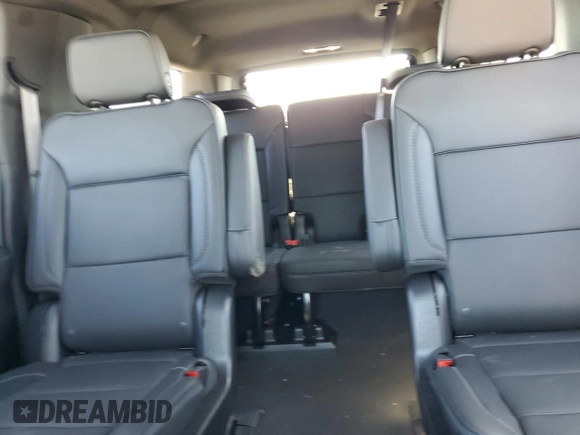 2024 GMC Yukon XL Denali with VIN 1GKS2JKL0RR110723, listed as a Copart auction lot 69536504 with 3,460 mi miles and Clean Title. Bid and sale history available at carsss.com. Image 10.