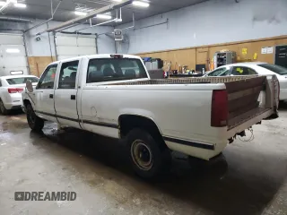 1997 Chevrolet Silverado 3500 z VIN 1GCGC33R9VF031799, wystawiony jako Copart lot #69377024 z przebiegiem 185 024 mil mil oraz Tytuł czysty. Historia ofert i sprzedaży dostępna na DreamBid. Obrazek 2.