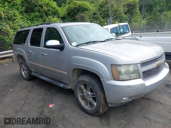 2007 Chevrolet Suburban LTZ with VIN 3GNFK16347G230066, listed as a IAAI auction lot 42183962 with Not Provided miles. Bid and sale history available at carsss.com. Image 1.