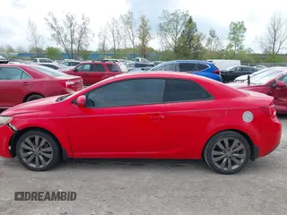 2012 Kia Forte SX z VIN KNAFW6A39C5623562, wystawiony jako IAAI lot #42171852 z przebiegiem 222 383 mil mil oraz . Historia ofert i sprzedaży dostępna na DreamBid. Obrazek 14.