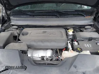 2020 Jeep Cherokee Latitude z VIN 1C4PJLCB1LD535765, wystawiony jako IAAI lot #41580618 z przebiegiem 56 040 mil mil oraz . Historia ofert i sprzedaży dostępna na DreamBid. Obrazek 10.