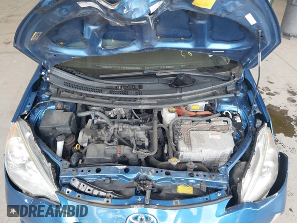 2012 Toyota Prius One with VIN JTDKDTB32C1023106, listed as a IAAI auction lot 42185223 with 210,691 mi miles. Bid and sale history available at carsss.com. Image 10.