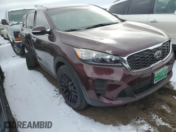 2019 Kia Sorento LX with VIN 5XYPG4A33KG523813, listed as a Copart auction lot 44730965 with 100,200 mi miles and Salvage Title. Bid and sale history available at carsss.com. Image 4.