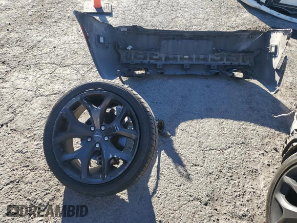 2022 Chrysler 300 S z VIN 2C3CCABG7NH179357, wystawiony jako Copart lot #86889524 z przebiegiem 64 952 mil mil oraz Szkoda całkowita • Salvage title. Historia ofert i sprzedaży dostępna na DreamBid. Obrazek 12.