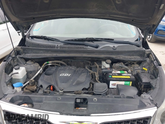 2015 Kia Sportage LX with VIN KNDPB3AC3F7704065, listed as a IAAI auction lot 41932317 with 172,338 mi miles and . Bid and sale history available at carsss.com. Image 10.
