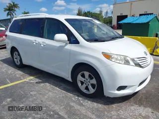2015 Toyota Sienna LE AAS with VIN 5TDKK3DC4FS628853, listed as a IAAI auction lot 42188704 with 135,340 mi miles and . Bid and sale history available at DreamBid. Image 1.