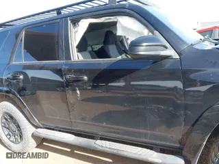 2016 Toyota 4Runner SR5 with VIN JTEZU5JR3G5136573, listed as a IAAI auction lot 41243438 with 109,897 mi miles. Bid and sale history available at carsss.com. Image 13.