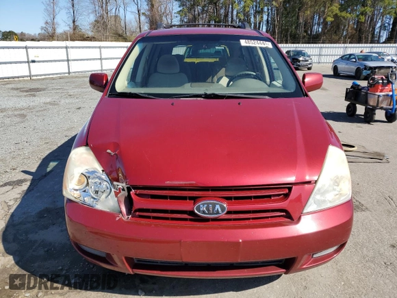 2008 Kia Sedona LX with VIN KNDMB233986211364, listed as a Copart auction lot 48524445 with 148,762 mi miles and Non Repairable. Bid and sale history available at carsss.com. Image 5.