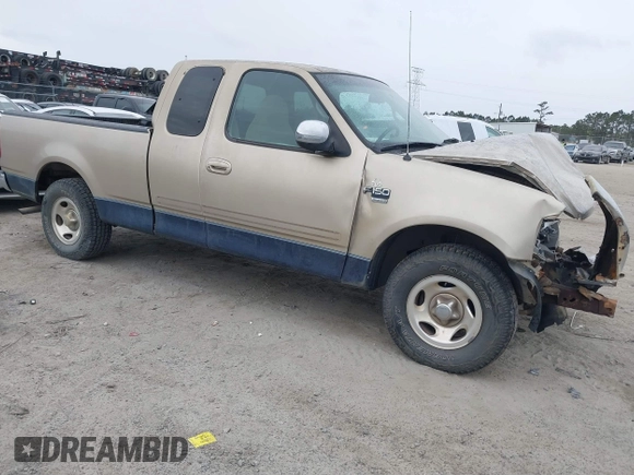 2000 Ford F-150 XL с VIN 1FTRX17L1YNA50543, выставлен на аукционе IAAI как лот 41864001 с пробегом 251 925 миль миль и . История ставок и продаж доступна на DreamBid. Изображение 1.