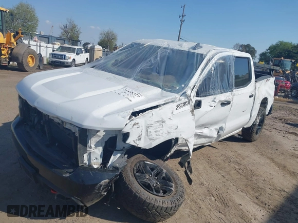 2021 Chevrolet Silverado 1500 Custom Trail Boss with VIN 3GCPYCEF1MG439764, listed as a IAAI auction lot 41868327 with 30,981 mi miles and . Bid and sale history available at DreamBid. Image 2.