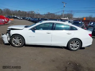 2016 Chevrolet Malibu LT with VIN 1G1ZE5ST5GF352410, listed as a IAAI auction lot 41758158 with 109,673 mi miles. Bid and sale history available at carsss.com. Image 13.