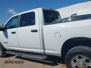 2024 Ram 2500 Big Horn with VIN 3C6UR5DJ2RG303949, listed as a IAAI auction lot 42575281 with 117,754 mi miles and . Bid and sale history available at DreamBid. Image 14.