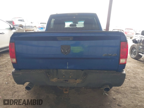 2015 Ram 1500 Express z VIN 1C6RR7KT3FS611030, wystawiony jako IAAI lot #41849847 z przebiegiem 123 509 mil mil oraz . Historia ofert i sprzedaży dostępna na DreamBid. Obrazek 17.