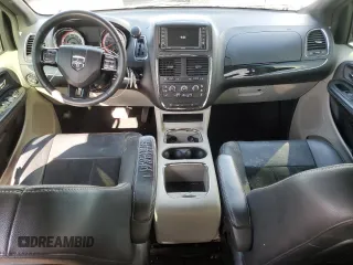 2018 Dodge Grand Caravan SXT z VIN 2C4RDGCG1JR216380, wystawiony jako Copart lot #53644485 z przebiegiem 104 600 mil mil oraz Szkoda całkowita • Salvage title. Historia ofert i sprzedaży dostępna na DreamBid. Obrazek 8.