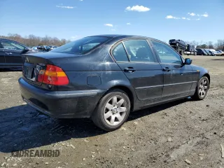2005 BMW 3 Series 325i with VIN WBAEV33485KL64053, listed as a Copart auction lot 50495465 with 142,266 mi miles and Salvage Title. Bid and sale history available at carsss.com. Image 3.
