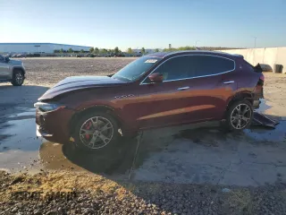 2017 Maserati Levante S with VIN ZN661YUS0HX246145, listed as a Copart auction lot 78274704 with 72,655 mi miles and Salvage Title. Bid and sale history available at carsss.com. Image 1.