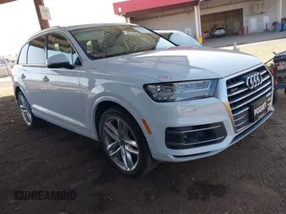 2018 Audi Q7 Prestige z VIN WA1VAAF70JD054013, wystawiony jako IAAI lot #41992962 z przebiegiem 63 286 mil mil oraz . Historia ofert i sprzedaży dostępna na DreamBid. Obrazek 1.