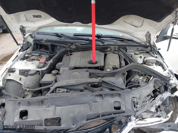2013 Mercedes-Benz C-Class C 250 with VIN WDDGJ4HB8DG027183, listed as a IAAI auction lot 41912263 with 119,815 mi miles. Bid and sale history available at carsss.com. Image 10.