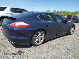2012 Porsche Panamera S z VIN WP0AB2A75CL061272, wystawiony jako Copart lot #55050695 z przebiegiem 156 293 mil mil oraz Czysty tytuł • Clean title. Historia ofert i sprzedaży dostępna na DreamBid. Obrazek 3.