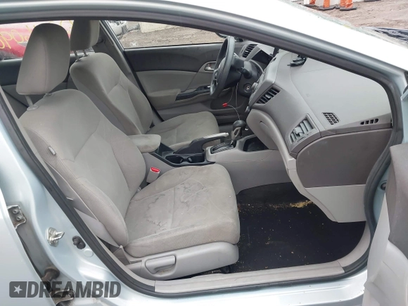 2012 Honda Civic LX z VIN 19XFB2F54CE018953, wystawiony jako IAAI lot #42346090 z przebiegiem 156 370 mil mil oraz . Historia ofert i sprzedaży dostępna na DreamBid. Obrazek 5.