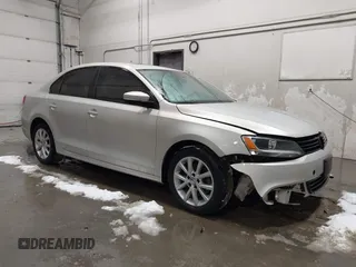 2011 Volkswagen Jetta Sedan SE PZEV with VIN 3VWDZ7AJ5BM378612, listed as a IAAI auction lot 41394130 with 80,046 mi miles. Bid and sale history available at carsss.com. Image 1.