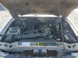 2005 Ford Ranger XL with VIN 1FTYR14U65PA25933, listed as a Copart auction lot 52485545 with 240,676 mi miles and Clean Title. Bid and sale history available at DreamBid. Image 11.