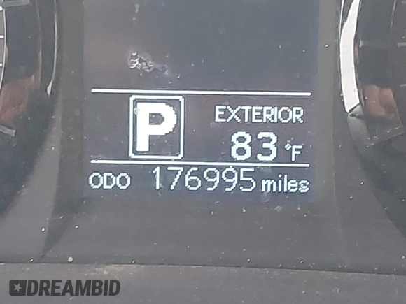 2015 Toyota Sienna L with VIN 5TDZK3DC5FS657115, listed as a IAAI auction lot 42109678 with 176,995 mi miles. Bid and sale history available at carsss.com. Image 7.