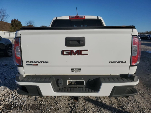 2017 GMC Canyon 4WD Denali with VIN 1GTP6EE15H1195398, listed as a Copart auction lot 81807134 with 88,697 mi miles and Salvage Title. Bid and sale history available at carsss.com. Image 6.