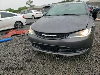 2015 Chrysler 200 S with VIN 1C3CCCBB9FN680839, listed as a Copart auction lot 61400265 with 143,228 mi miles and Salvage title. Bid and sale history available at DreamBid. Image 13.