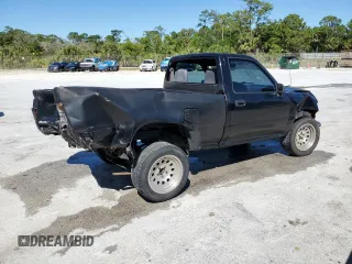 1992 Toyota Pickup z VIN JT4RN81A8N0104449, wystawiony jako Copart lot #49462795 z przebiegiem 189 796 mil mil oraz Szkoda całkowita • Salvage title. Historia ofert i sprzedaży dostępna na DreamBid. Obrazek 3.