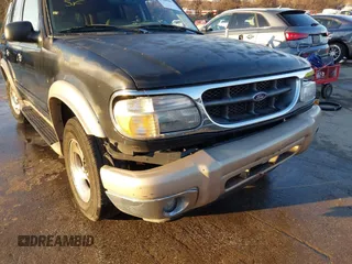 2000 Ford Explorer Eddie Bauer с VIN 1FMZU64E0YZB37690, выставлен на аукционе IAAI как лот 41588446 с пробегом 184 471 миль миль и . История ставок и продаж доступна на DreamBid. Изображение 17.
